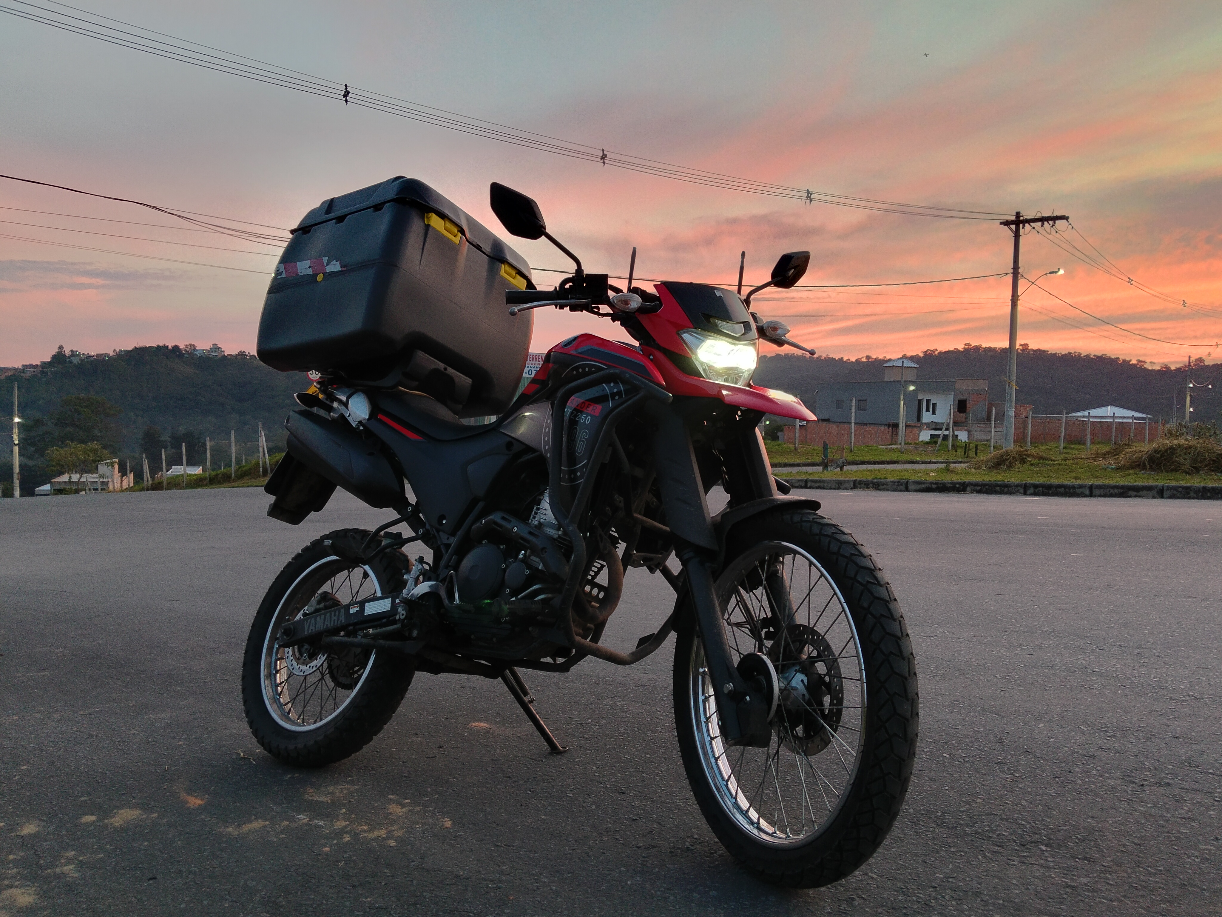 XTZ 250 LANDER